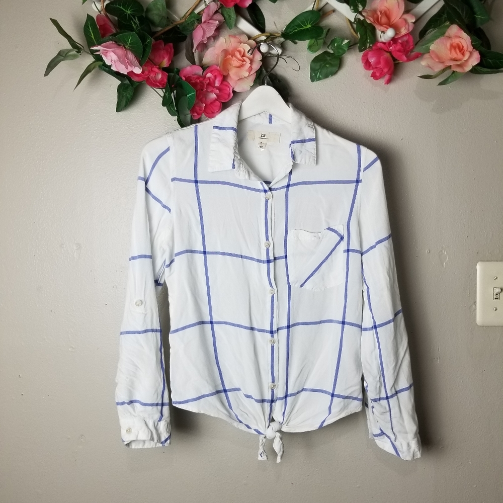 Thread & Supply Front Knot Button Front Sh - image 2